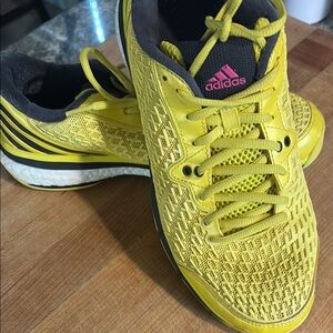 Adidas boost Yellow and Black volleyball Shoes